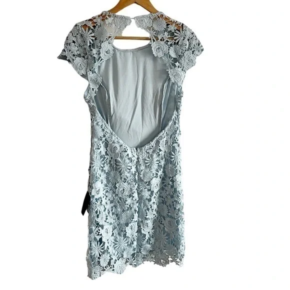 Lulus Romance Language Light Blue Backless Lace Dress Size Medium - Picture 10 of 12